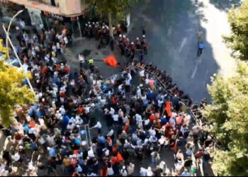 Protesta para Parlamentit, 21 protestues nën hetim dhe 2 në pranga pas përplasjeve me policinë