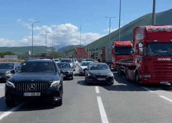 Marrëveshja e lëvizjes së lirë mes Shqipërisë dhe Kosovës në provën e sezonit, mbi 1 milion kalime në kufi!