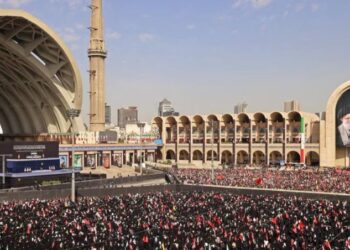 Ministri serb merr pjesë në ceremoninë e Ali Khameneit, opozita kritikon Vuçiçin