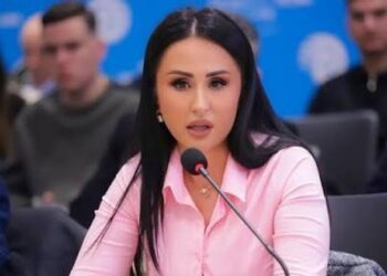 “Është koha të hapë krahun”, ish-kandidatja e PD i bën thirrje Nokës të tërhiqet