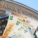 Shqiptarët mbajnë 1.8 trilionë lekë kursime në banka, 10 depozituesit më të mëdhenj zotërojnë 7.5% të tyre