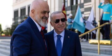 Çfarë ndodhi në takimin Rama-Erdogan në Ankara? Dalin detajet nga biseda mes dy liderëve