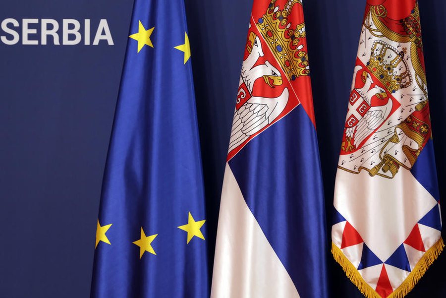  Zgjedhje të lira për zgjidhjen e krizës politike   PE mesazh Serbisë  Normalizoni marrëdhëniet me Kosovën