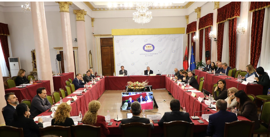 Komisioni për Reformën Zgjedhore kërkon shtyrjen e afatit të punës deri më 30 nëntor