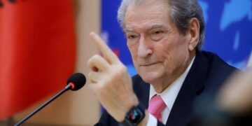 “Ndjesa e një monstre!” Berisha reagon sërish për deklaratat e ministres serbe: Rama heshti