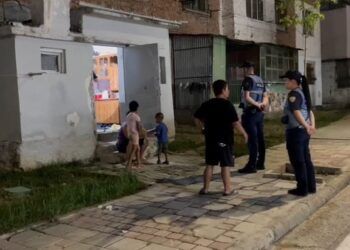 Plagosja e 18-vjeçarit në Korçë, njerku e sulmoi me mjet prerës gjatë një darke familjare