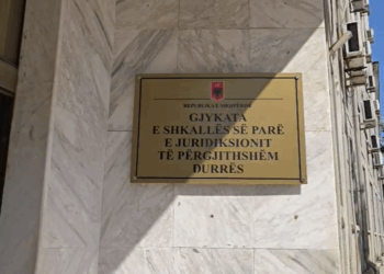 Vjedhja në Postën e Durrësit, nis seanca për masat e sigurisë ndaj 3 të arrestuarve