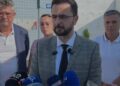 Avokati i Popullit viziton 34-vjeçaren me foshnjën 7-muajshe në burg