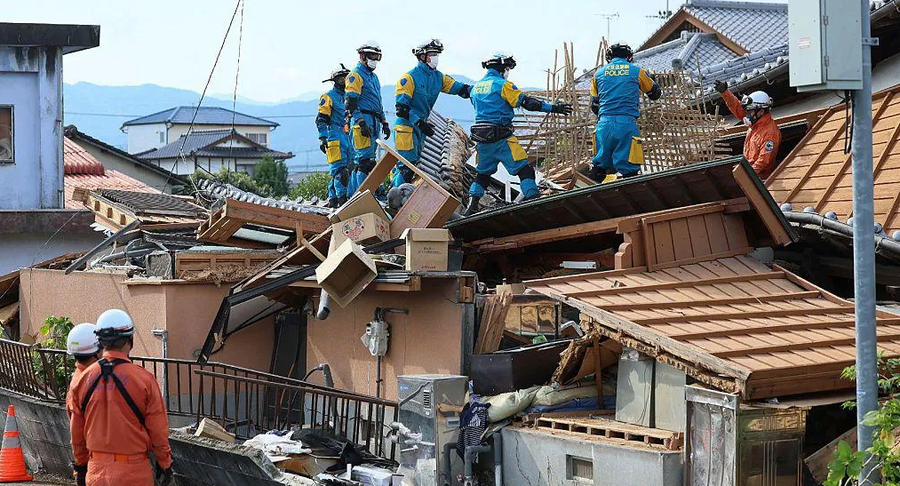 Rritet bilanci i viktimave nga tërmeti në Japoni  vijojnë operacionet e shpëtimit