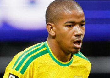 Pse vdiq futbollisti i Afrikës së Jugut? Dyshime nga vetëvrasja tek helmimi