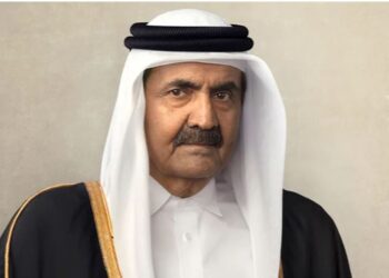 Vdes në moshën 74-vjeçare ish-Emiri i Katarit