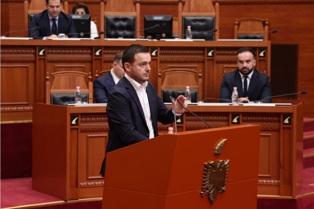 Censi për bujqësinë  ministri Salla  Sektori në një realitet të ri  ta njohim që ta zhvillojmë