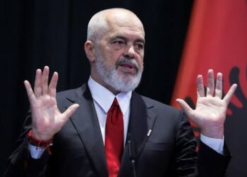 “Nuk ka humbje besimi në Shqipëri”, Rama për DW: Protestuesit duhet të presin zgjedhjet e ardhshme