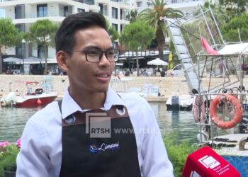VIDEO / Nga Azia për të punuar në Sarandë, historia e 22-vjeçarit Chit Lin Maung nga Myanmari