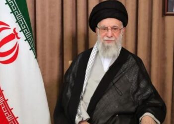 Amerikanët nuk kursejnë as funeralin e Khameneit, në shënjestër urat drejt Mashhadit