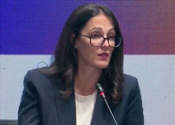 Programi i ri për biznesin, Ibrahimaj: Qeveria do të jetë partnere e investimeve dhe rritjes së sipërmarrjes