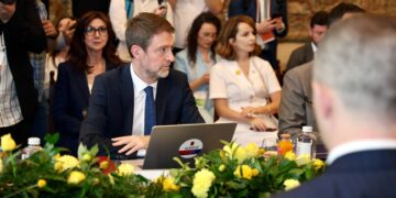 Mesazhi i ministrit Hoxha nga Roma: Shqipëria synon mbylljen e negociatave në 2027