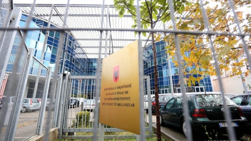 Në kërkim nga SPAK për dosjen  Plumbi i artë   ekstradohet nga Gjermania ish sekretarja e gjykatës Denada Toda