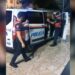Lëvizte me bombë të telekomanduar dhe maskë në makinë, arrestohet 38-vjeçari në Vaun e Dejës