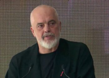 Rama ndan videon nga protesta: ‘Arkivoli politik’ është simbol i së shkuarës dhe nuk duhet të rikthehet