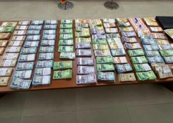 Administronin 6 pika këmbimi valutor pa licenca, 4 të arrestuar dhe  7 në ‘detyrim paraqitje’ në Berat! Ja çfarë u sekuestrua
