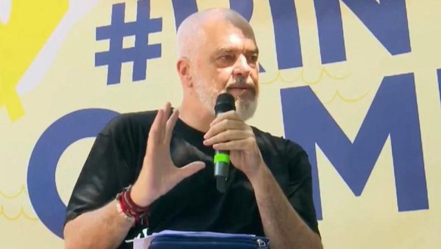 Rama me të rinjtë në Jalë  Sikur të besoja çfarë u tha për Zvërnecin do të isha në protestë