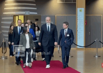 Mbyllen 3 kapituj të integrimit, agjenda diplomatike e kryeministrit Rama në Bruksel dhe Paris