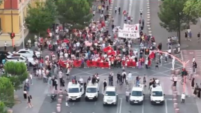 Pse  liderët  e protestës paralajmërojnë burg sipas ligjit të  sufllaqes 