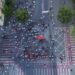 VIDEOLAJM/ Protesta në ditën e 43-të, ja sa u mblodhën në sheshin “Skënderbej” në orën 19:45