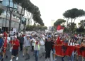 Dita e 44-t e tubimit në Tiranë, protestuesit mblidhen në sheshin ‘Skënderbej’, marshojnë drejt Kryeministrisë