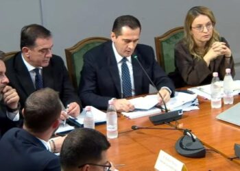 Pse mbahet ende Meta në burg dhe Berisha detyrohet dy herë në muaj të shkojë në Prokurori? Ja si përgjigjet kreu i SPAK