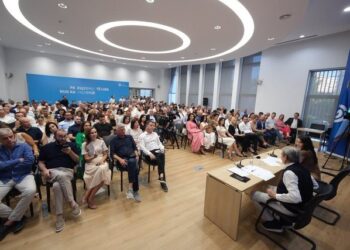 PD “ripërtërin” strukturat drejtuese! Noka rikonfirmohet sekretar, Këlliçi zgjidhet nënkryetar (LISTA)
