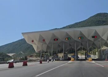 Tuneli i Llogarasë vijon të jetë falas, pavarësisht paralajmërimeve për tarifimin nga qershori