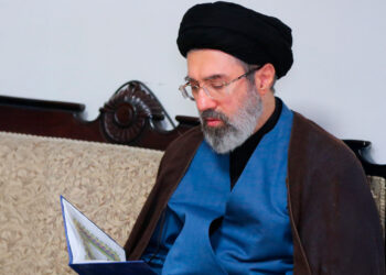 Khamenei është larguar nga Irani, ngrihen dyshime për krizë të brendshme