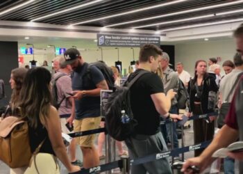 Sistemi i ri i BE-së zgjat kontrollet kufitare, rriten ndjeshëm pritjet në aeroporte