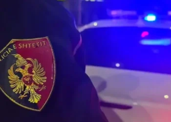 “Sherri pas bllokimit të një automjeti”, hetimet per dhunën ndaj policit në Shkodër, një pistë janë Bajrat