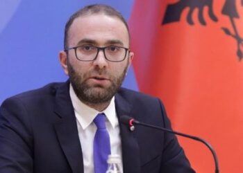 Gazmend Bardhi akuzon Ramën për “Paketën e Maleve”: As Diella e tij nuk e beson më