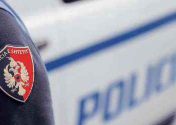 Qëlloi me armë zjarri duke kërcënuar disa persona, arrestohet 38-vjeçari në Dibër