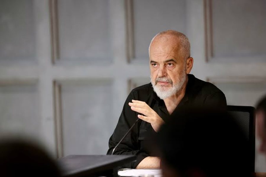  Thellësisht i tronditur   Rama reagon për sulmin në Berlin  Shqipëria qëndron pranë Gjermanisë