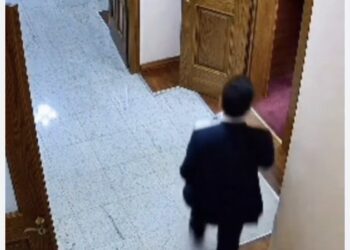 Incidenti në Kuvend, gratë e PS akuzojnë Shehajn për sjellje të papranueshme ndaj këshilltares