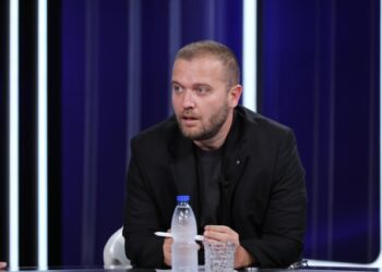 Bido: Protesta prodhon vetëm anarki, jo negociata me protestuesit, por të shohim raportin me gjeneratën Z