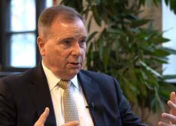 Hodges: Ngërçi politik e bën Kosovën më të cenueshme ndaj ndikimeve të jashtme
