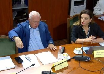 Debate për deklaratën e Paunoviç / Vokshi kërkon shpalljen “non grata”. Hasani: Qeveria ka mbajtur qëndrimin e saj
