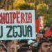 “Përfaqësuesit e protestës do takohen LIVE me Ramën”, deputetja jep lajmin: Jemi drejt dialogut!