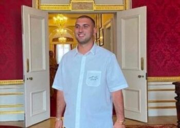 Mashtroi qindra qytetarë me 50 mln euro, arrestohet në Dhërmi Granit Pepnika, kreu i skemës së Call Center-ve