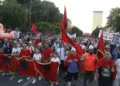 42 ditë tubim përpara Kryeministrisë, nis grumbullimi i protestuesve në sheshin “Skënderbej”