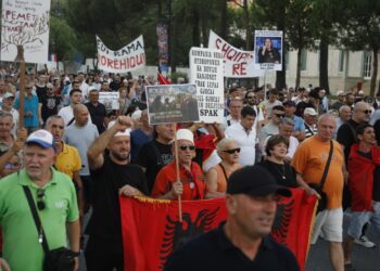 Dita e 55-të e protestës, qytetarët marshojnë drejt Kryeministrisë