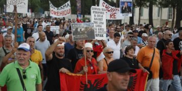 Dita e 55-të e protestës, qytetarët marshojnë drejt Kryeministrisë