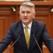 Analiza satirike e Gjekmarkajt: Babua dhe Besën, tani Shqipëria do dalë në selamet! Braçja ‘derdhi gotën’, dreq o punë, rënkoi Tao