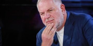 Libri, The Albanian files, u gjykua para se të lexohej